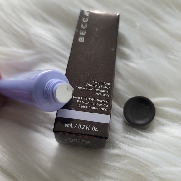 Becca First Light Priming Filter Face Primer - Picture 2 of 5